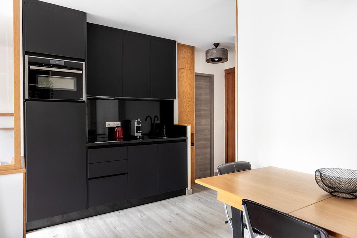 Apartment Avec Balcon, Proche De Paris Equipe *
