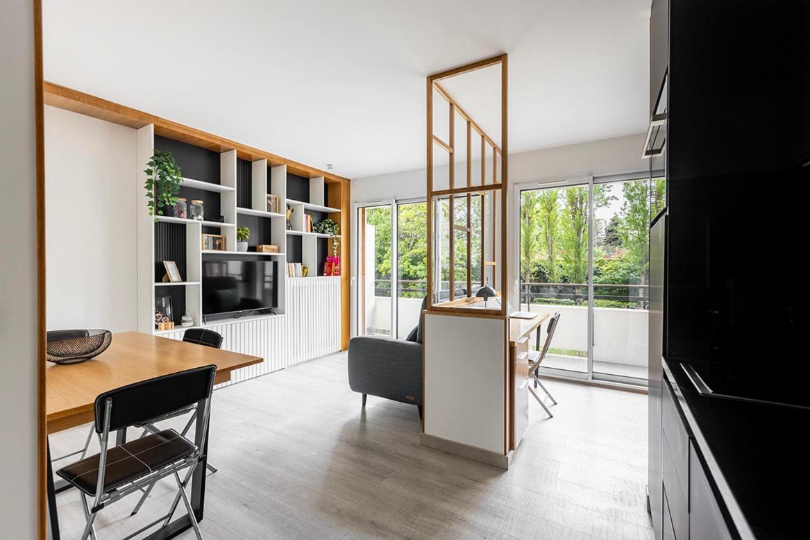 Apartment Avec Balcon, Proche De Paris Equipe *